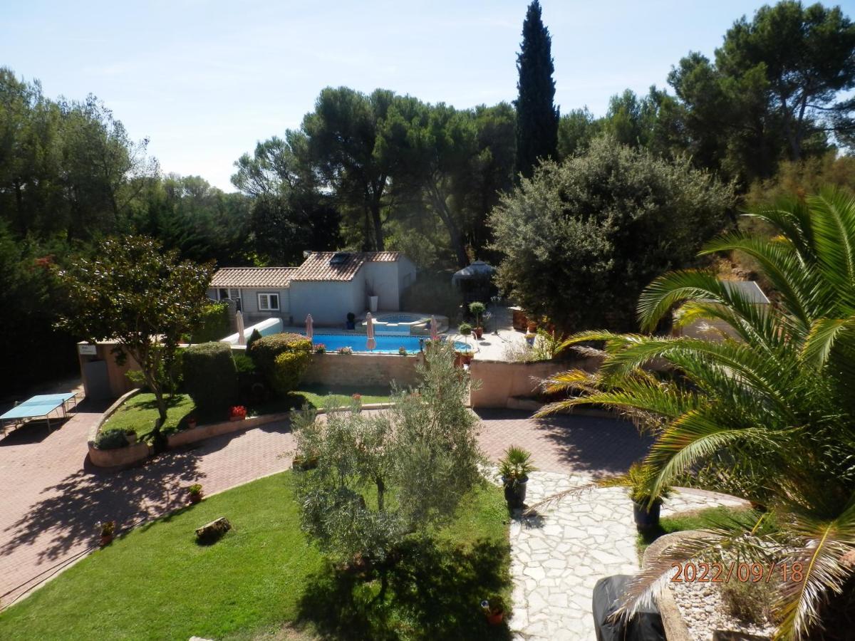 Gite Le City En Provence Lambesc Exterior foto